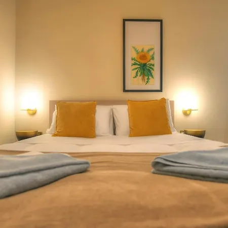 Stylish & Traditional 1 Bedroom Ddem1-1 דירה ואלטה