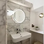 Stylish & Traditional 1 Bedroom Ddem1-1