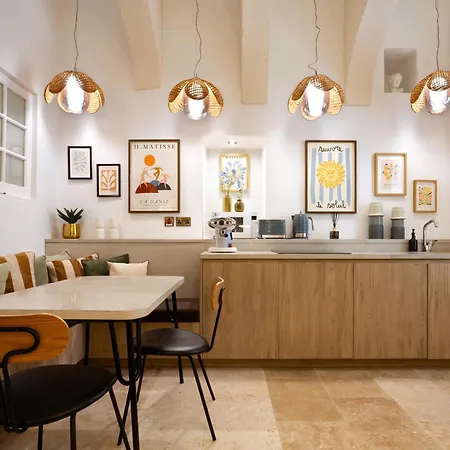 Stylish & Traditional 1 Bedroom Ddem1-1 * Valletta
